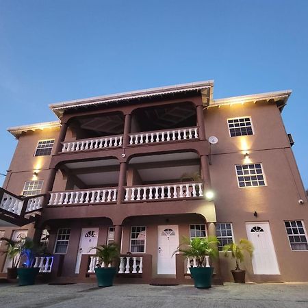 St. George's Silver View Apartments מראה חיצוני תמונה