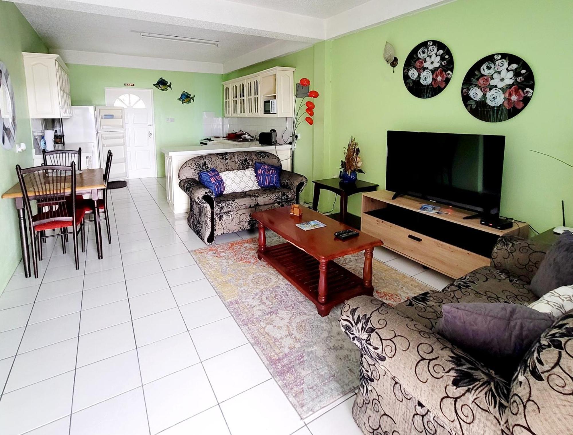 St. George's Silver View Apartments מראה חיצוני תמונה